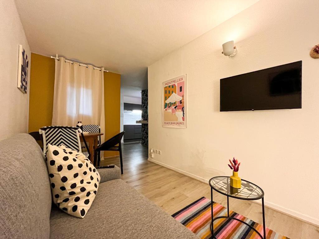 Suite Cobalt Villeurbanne Luaran gambar